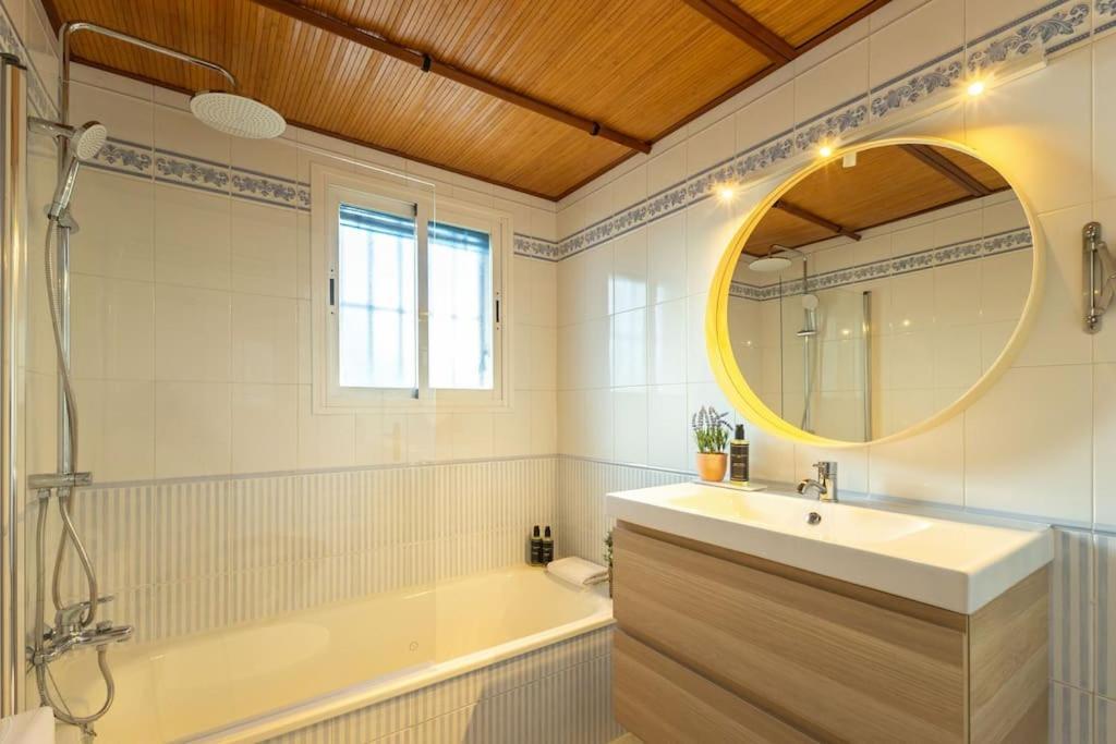 Triana Deluxe By Valcambre Apartman Sevilla Kültér fotó